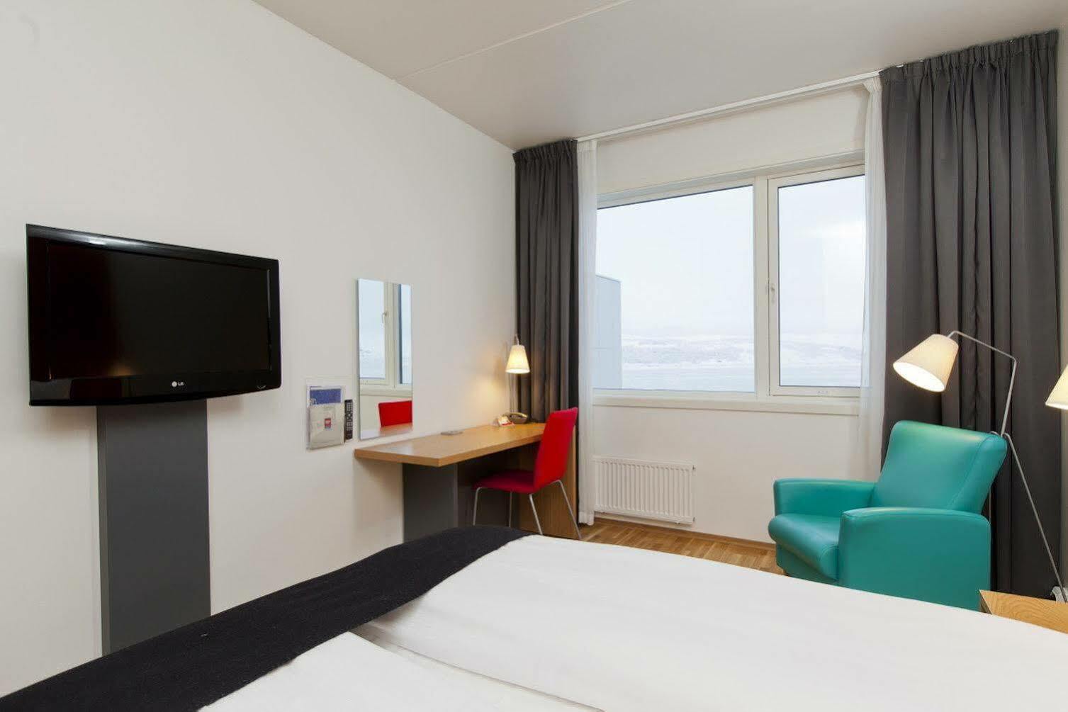 Thon Hotel Kirkenes Exterior foto